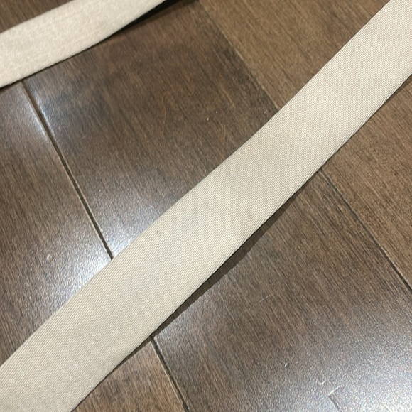 Michael Kors leather crossbody - Picture 7 of 7